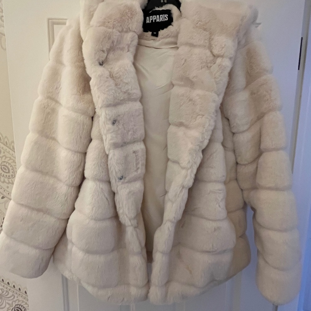 Apparis faux fur jacket